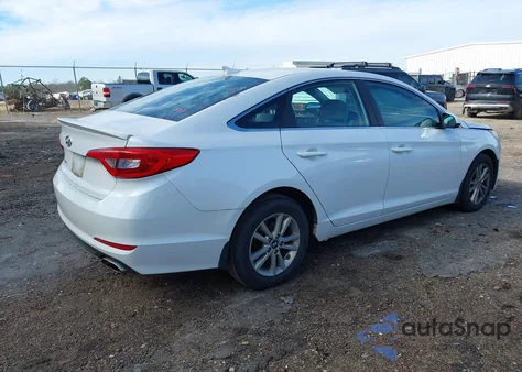 2015 Hyundai Sonata Se z USA, uszkodzony, nr VIN 5NPE24AF7FH107987